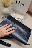 کیف دوشی و دستی زنانه GUESS مدل کلاسیک